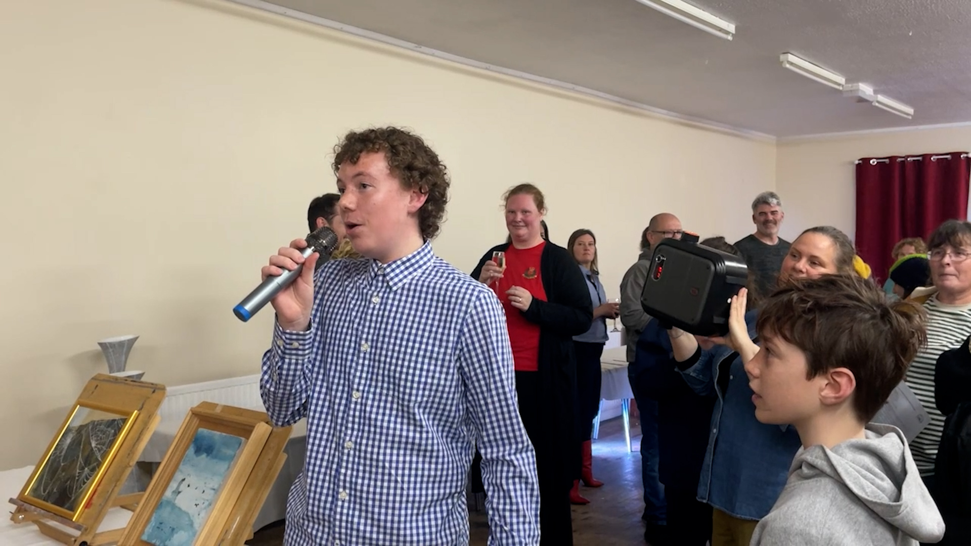 Silent Auction Raises Thousands to Send Falklands Youth Abroad